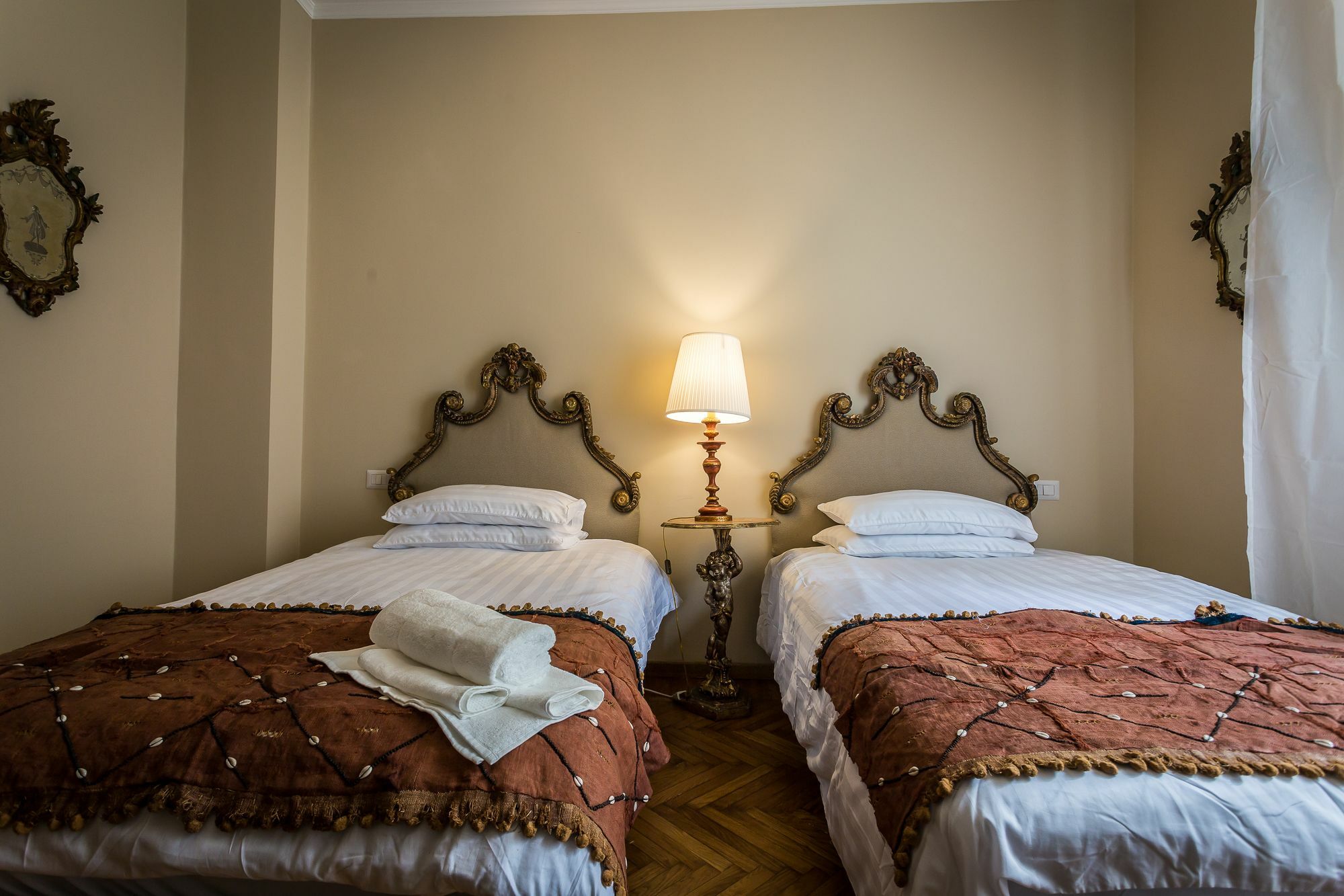 Ferrhouse Apartment